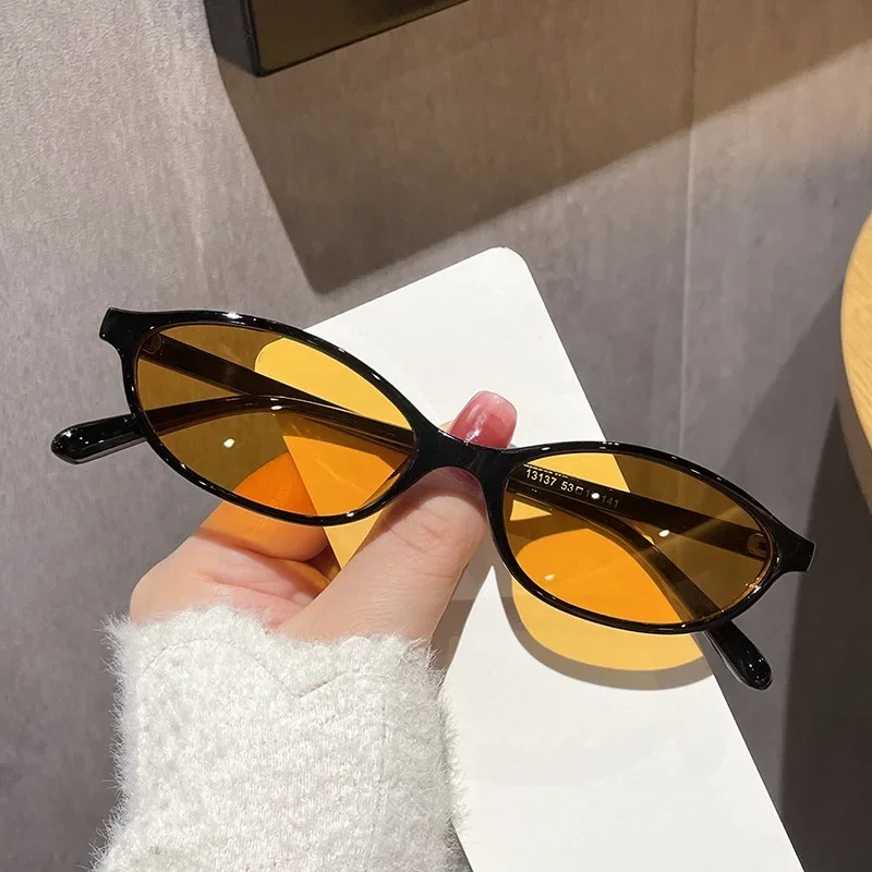 New Retro Sexy Cat Eye Sunglas - Sunglasses Cat Eye のレビューと価格