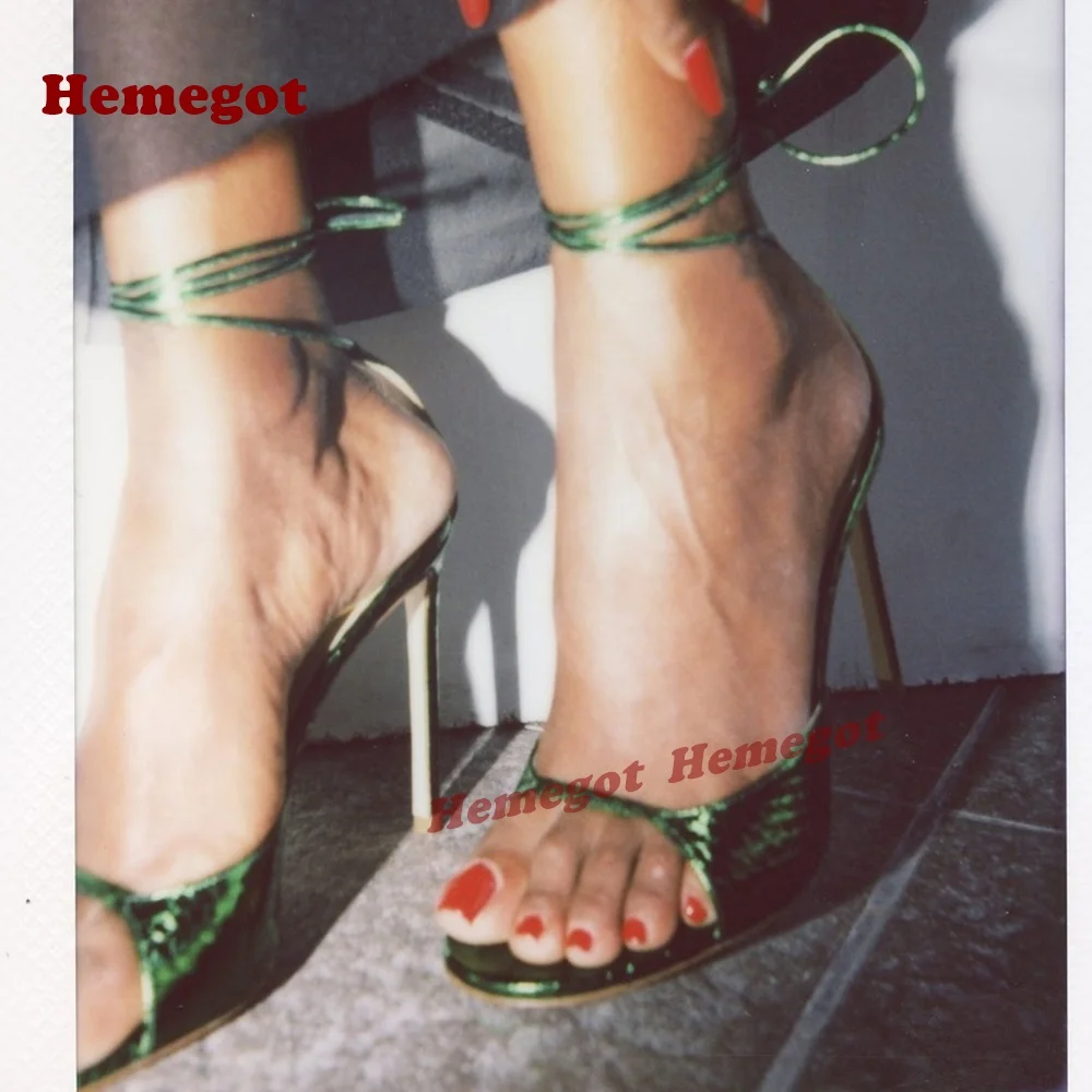 Gold Cross Strappy Sandals One - Sandal Strappy Heeled のレビューと価格