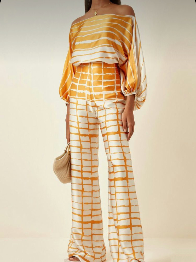 Women's Printed Satin 2-piece  - Blouse Off Shoulder のレビューと価格