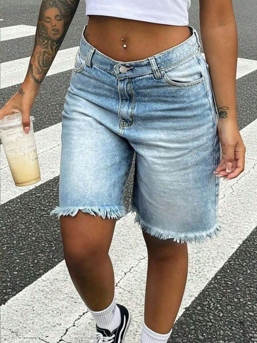 Womens Light Wash Denim Bermud - Shorts Denim Frayed のレビューと価格